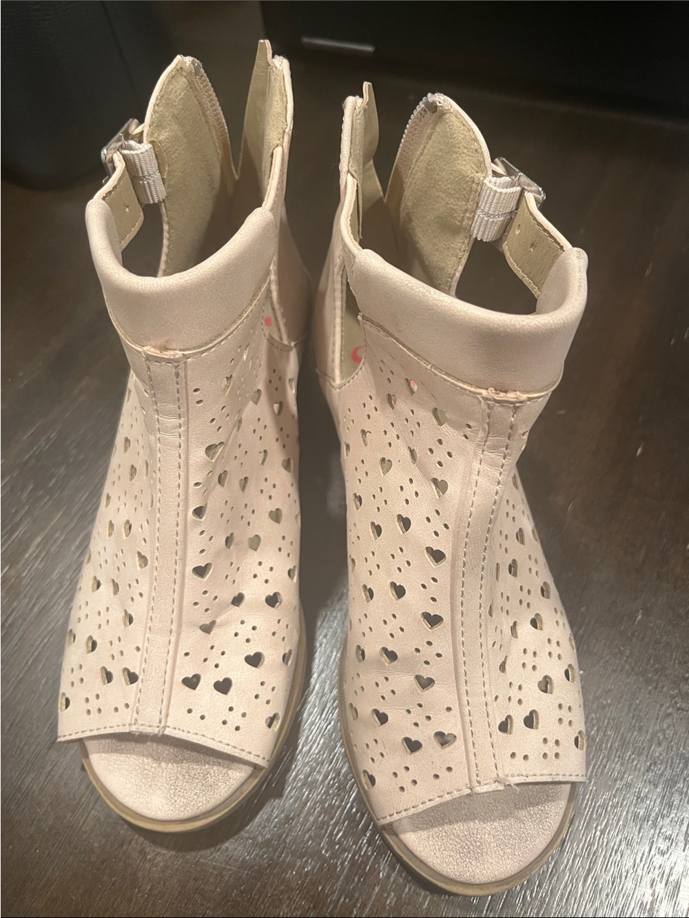 Jellypop Girls Beige Heart-Cutout Peep Toe Clog Sandals